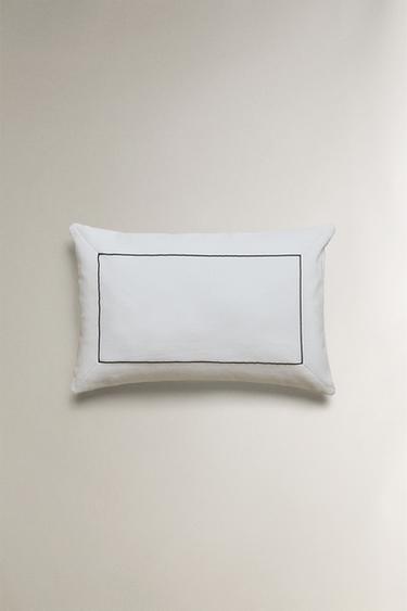 CUSHION COVER WITH PIPING - White by Zara