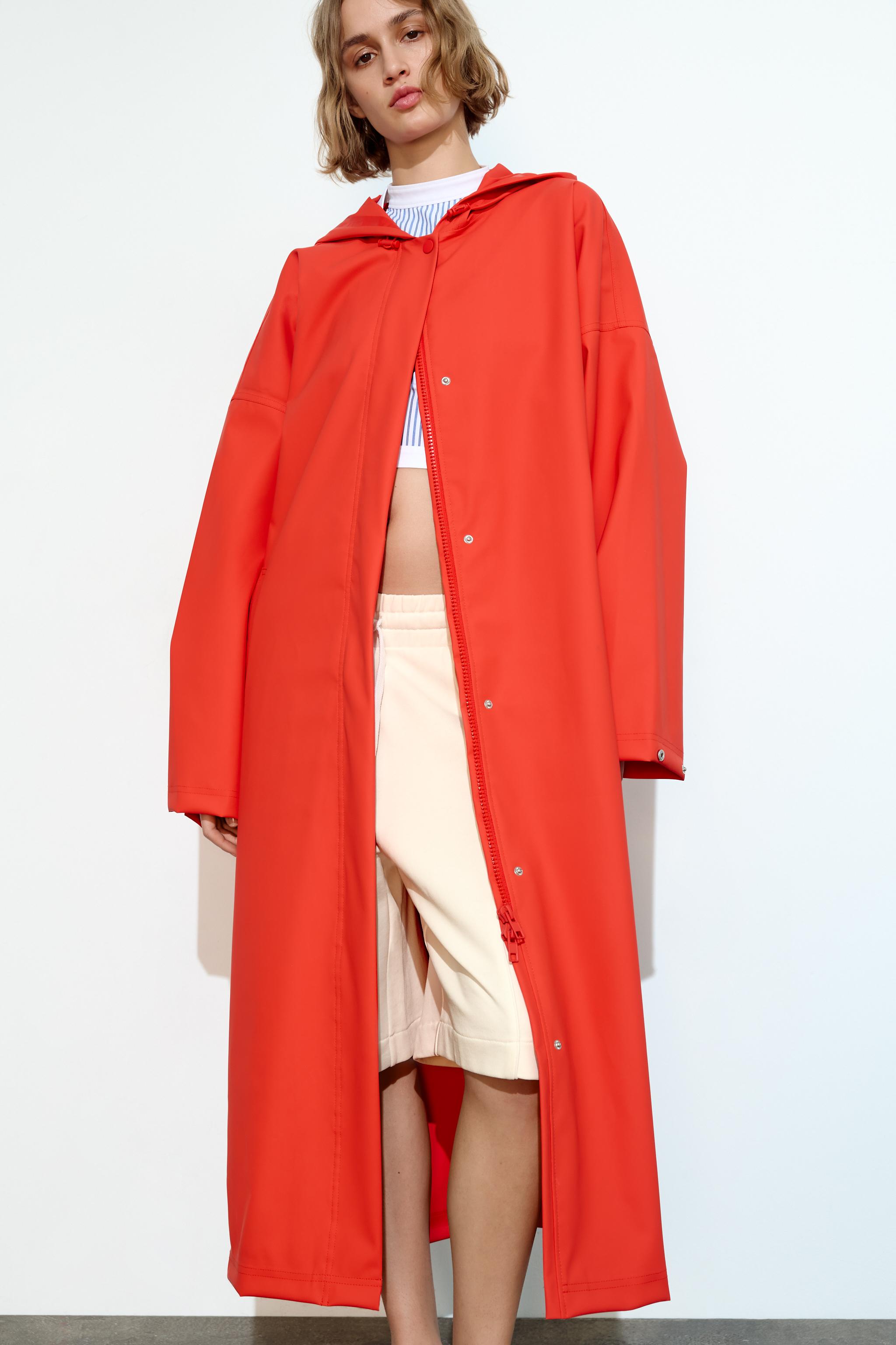 RUBBERIZED EXTRA LONG RAINCOAT - Red
