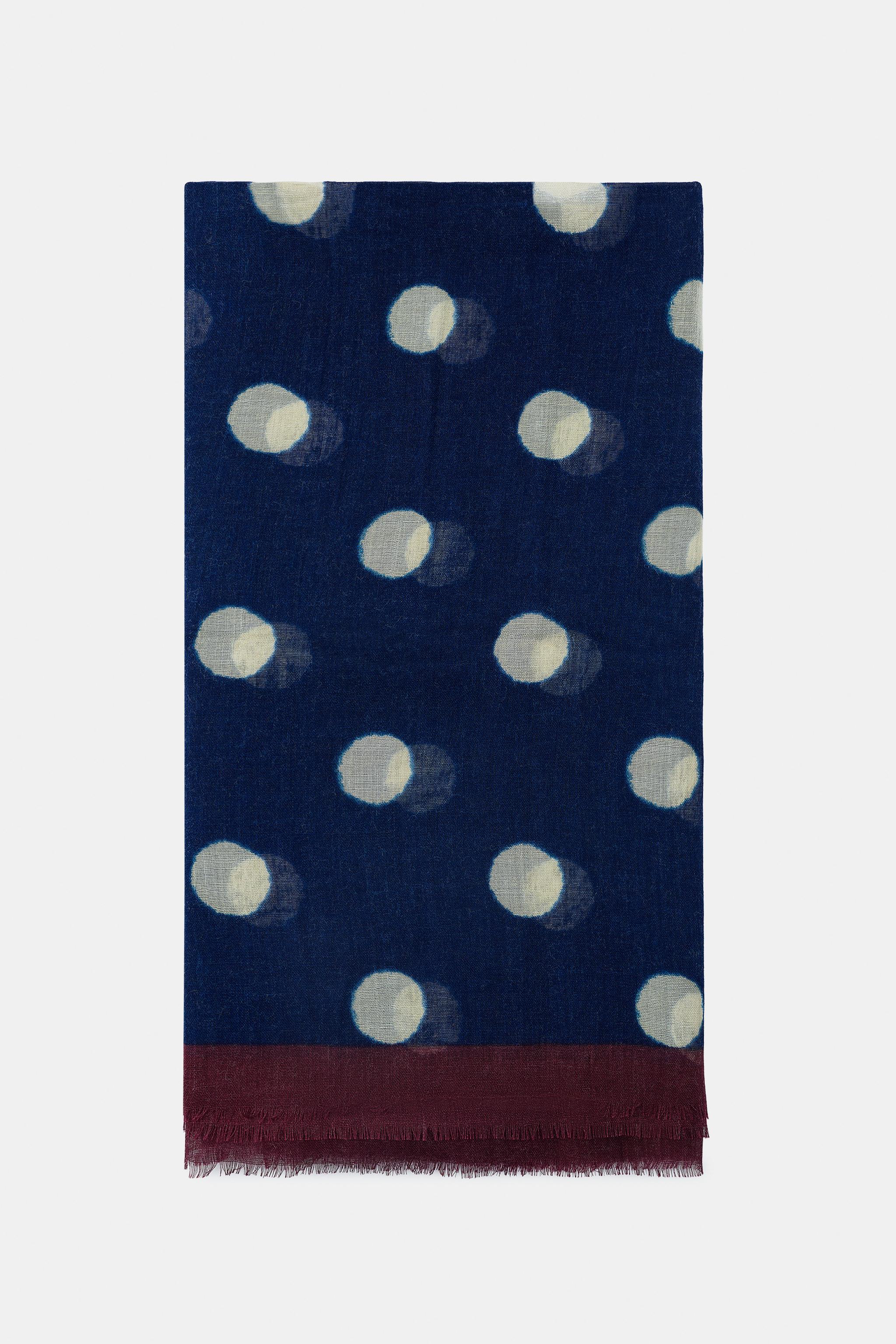 POLKA DOT PRINT SCARF