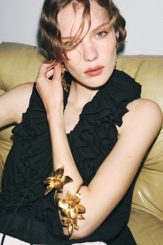 Zara METALLIC TEARDROP JEWELED EARRINGS - Golden - Image 0