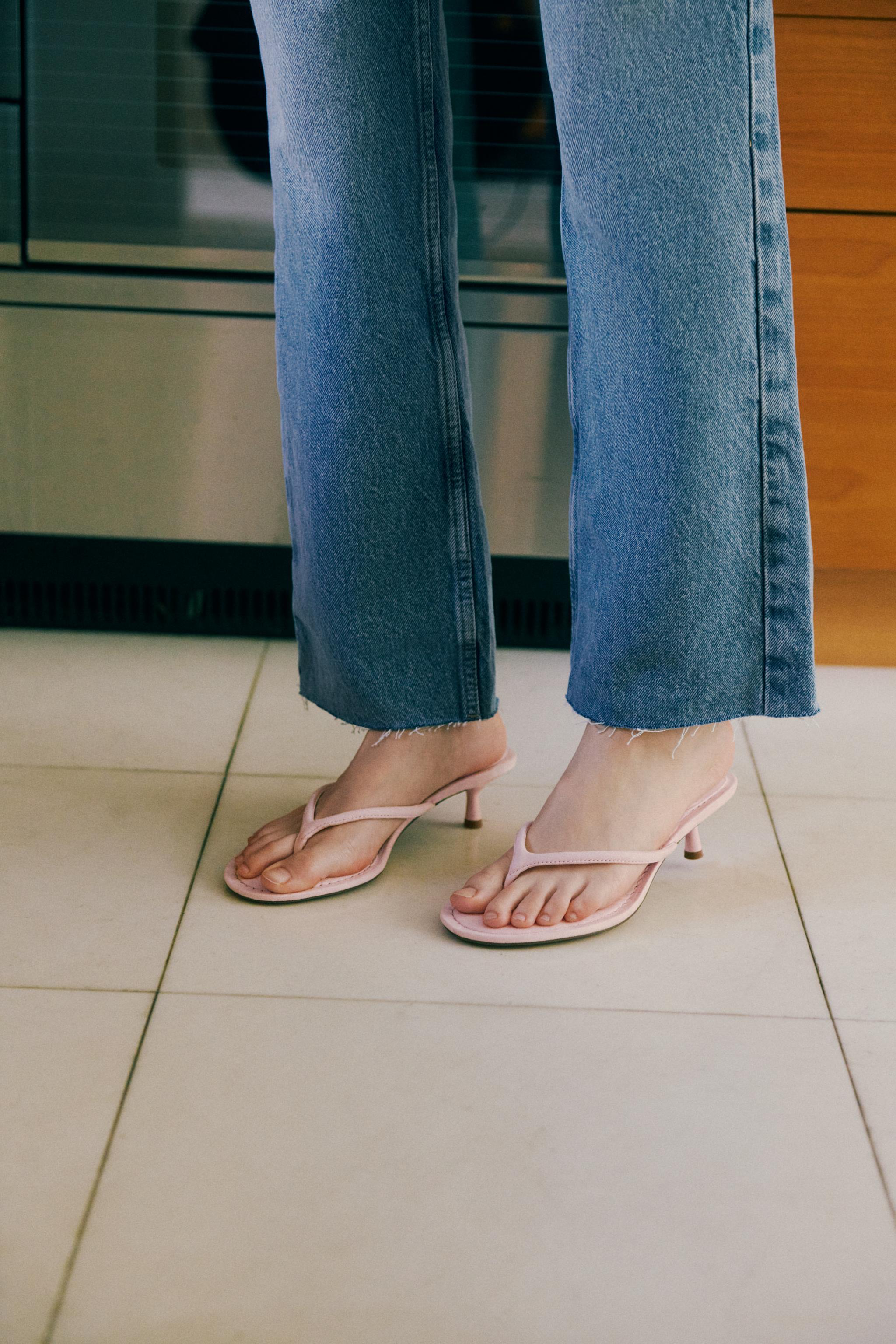 ソフトエフェクト キトゥンヒールサンダル - ピンク | ZARA