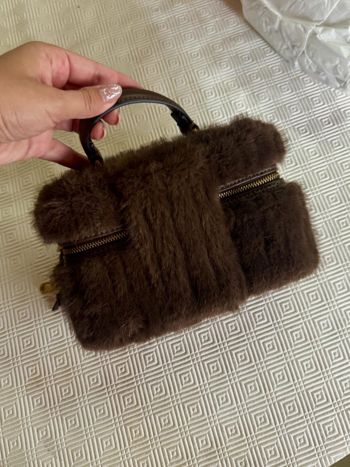 RIGID FAUX FUR BAG - Image 5