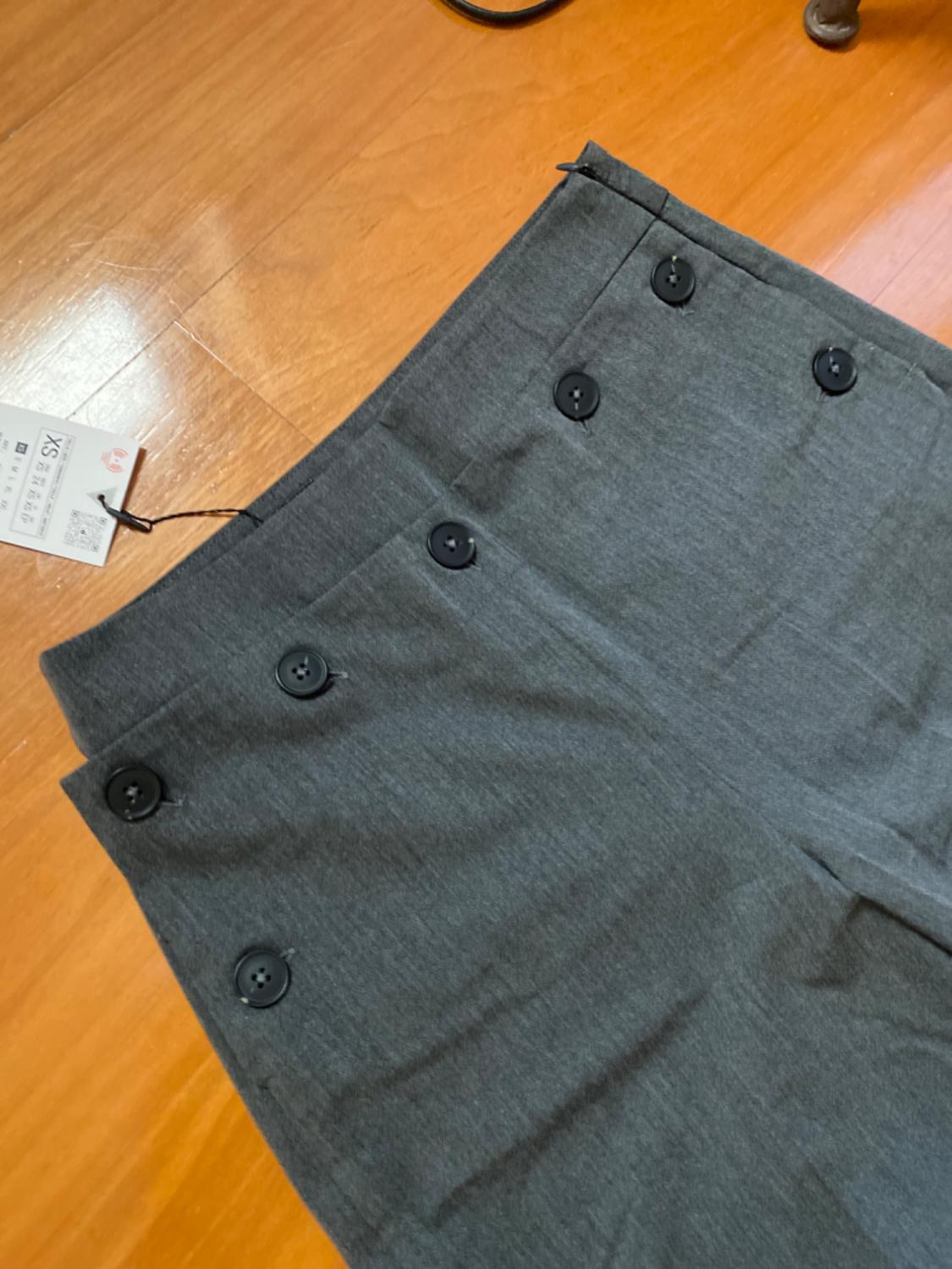 BUTTONED TROUSERS - Image 2