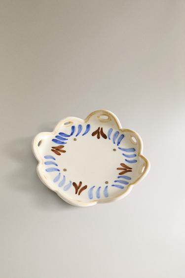 ASSIETTE À PAIN CÉRAMIQUE FLEUR - Écru de Zara - Image 1