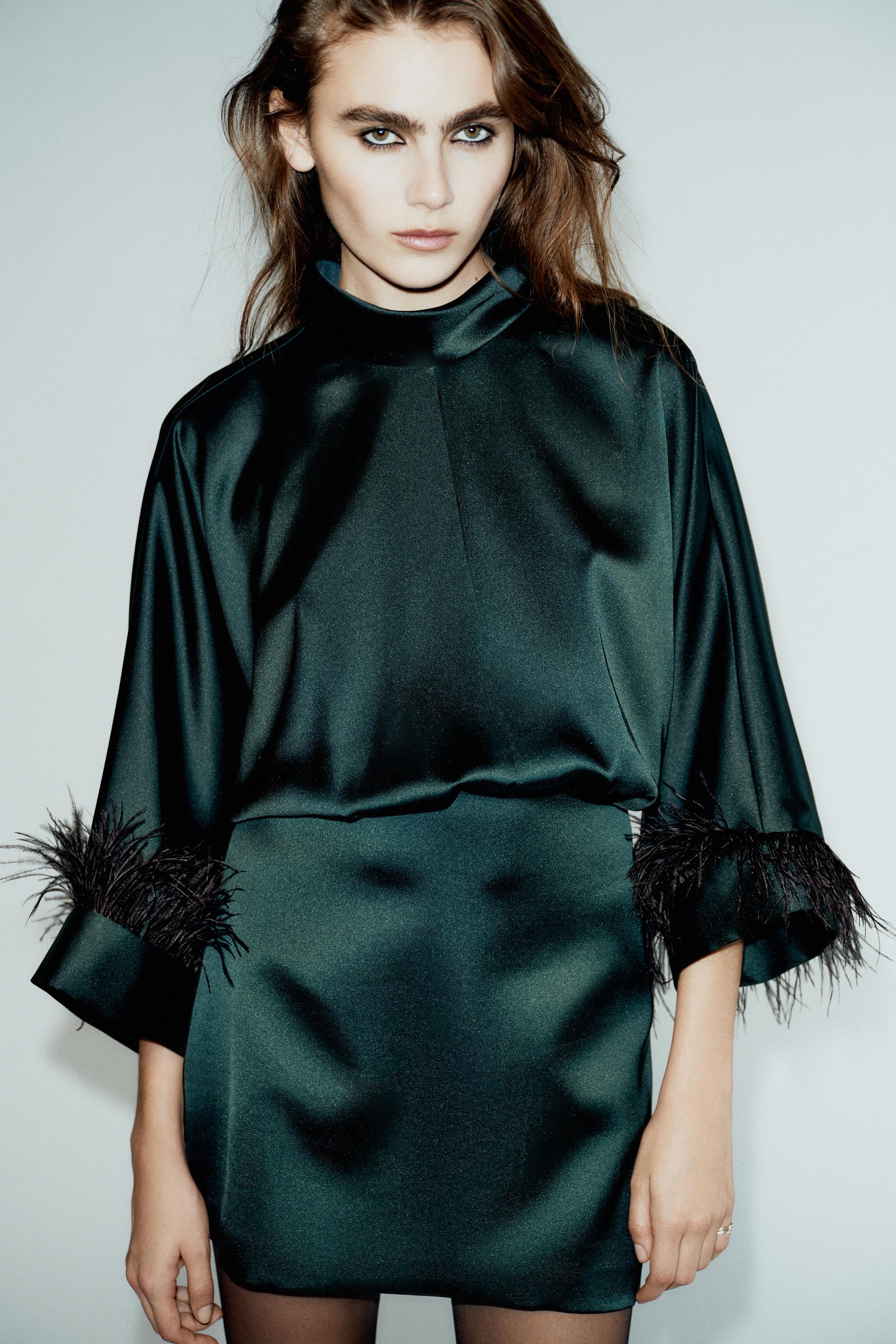 FEATHER SATIN EFFECT SHORT DRESS