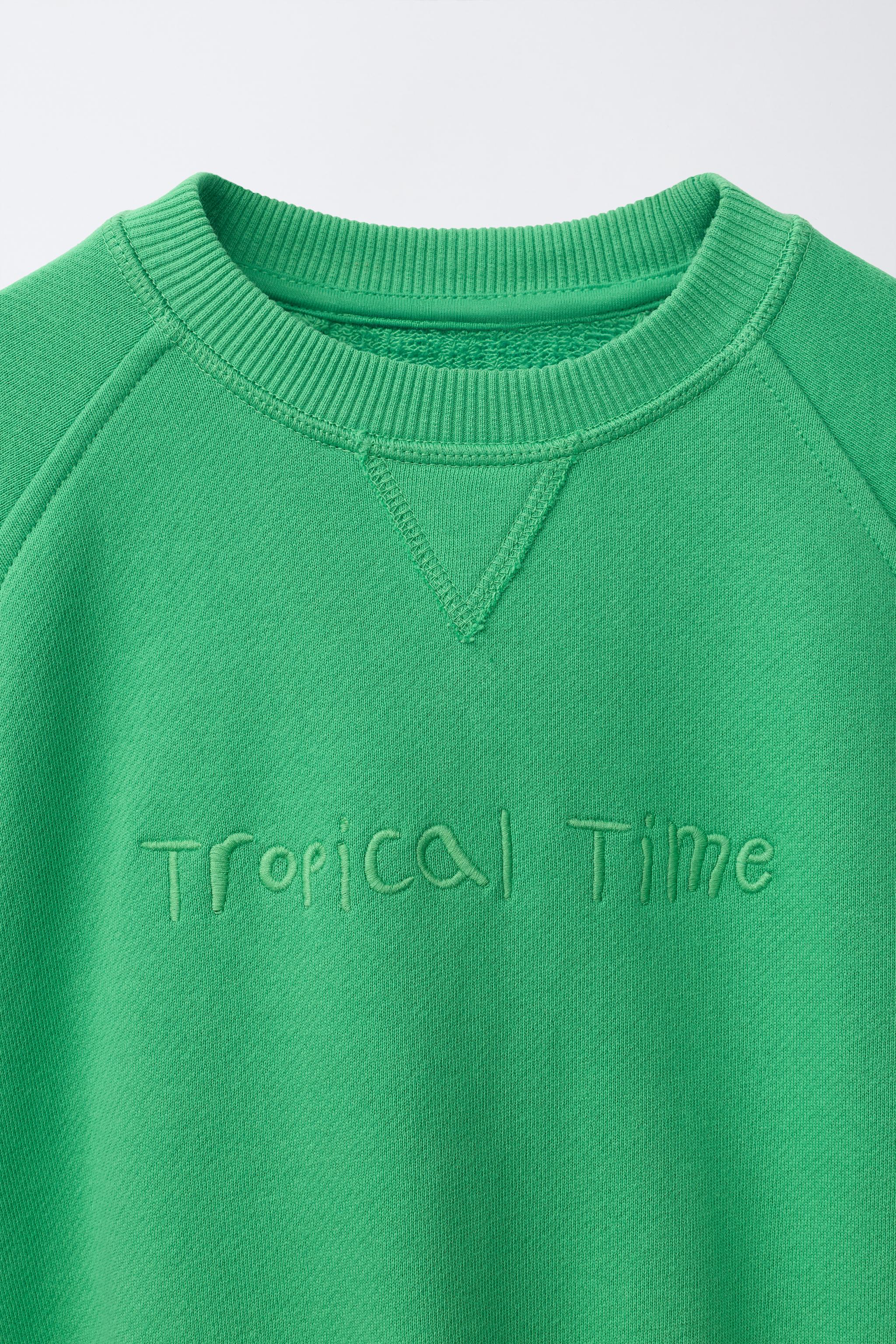 RAGLAN SLEEVE SWEATSHIRT