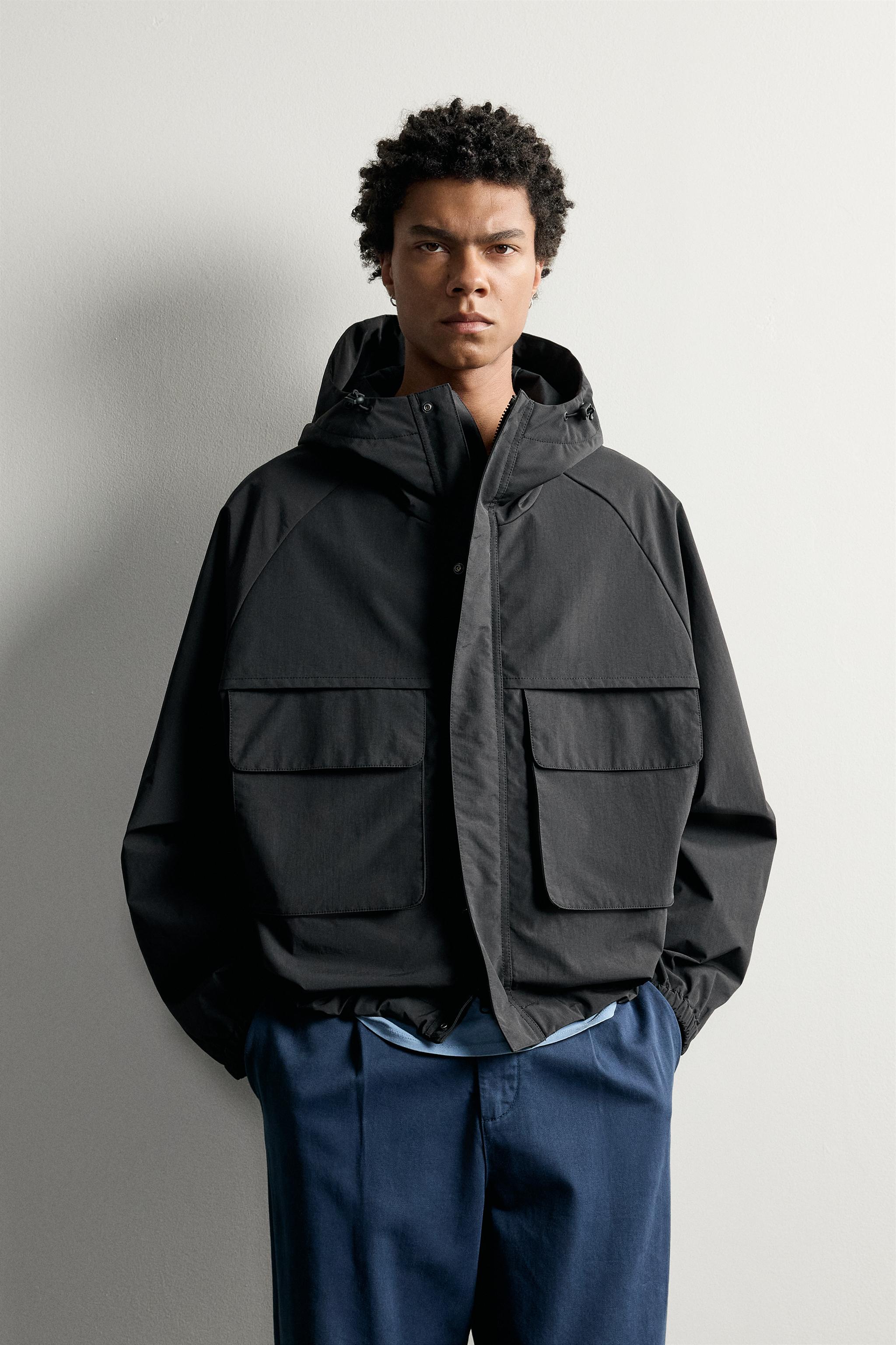 RELAXED FIT WATER-REPELLENT JACKET — Black