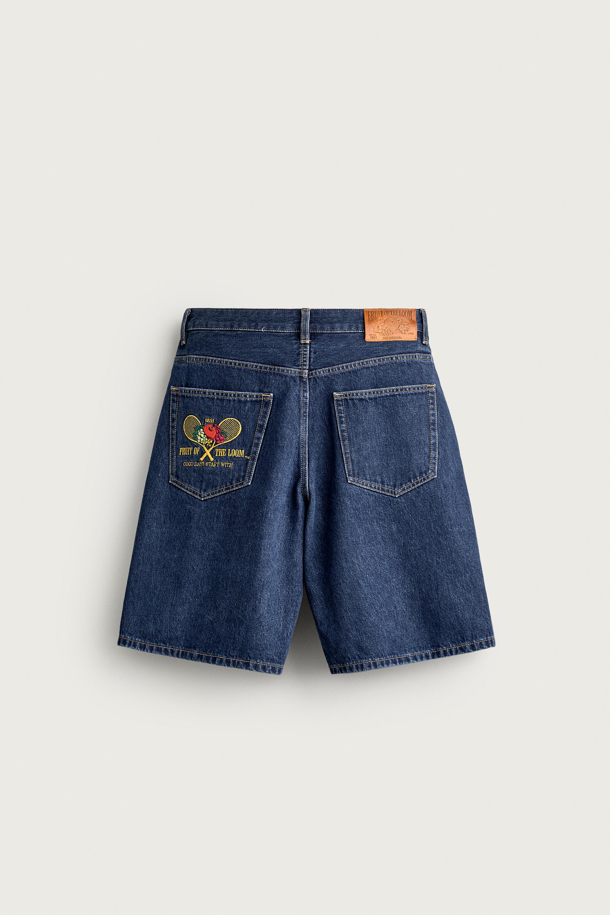 BERMUDA EN JEAN À PLIS ET PIÈCE FRUIT OF THE LOOM™