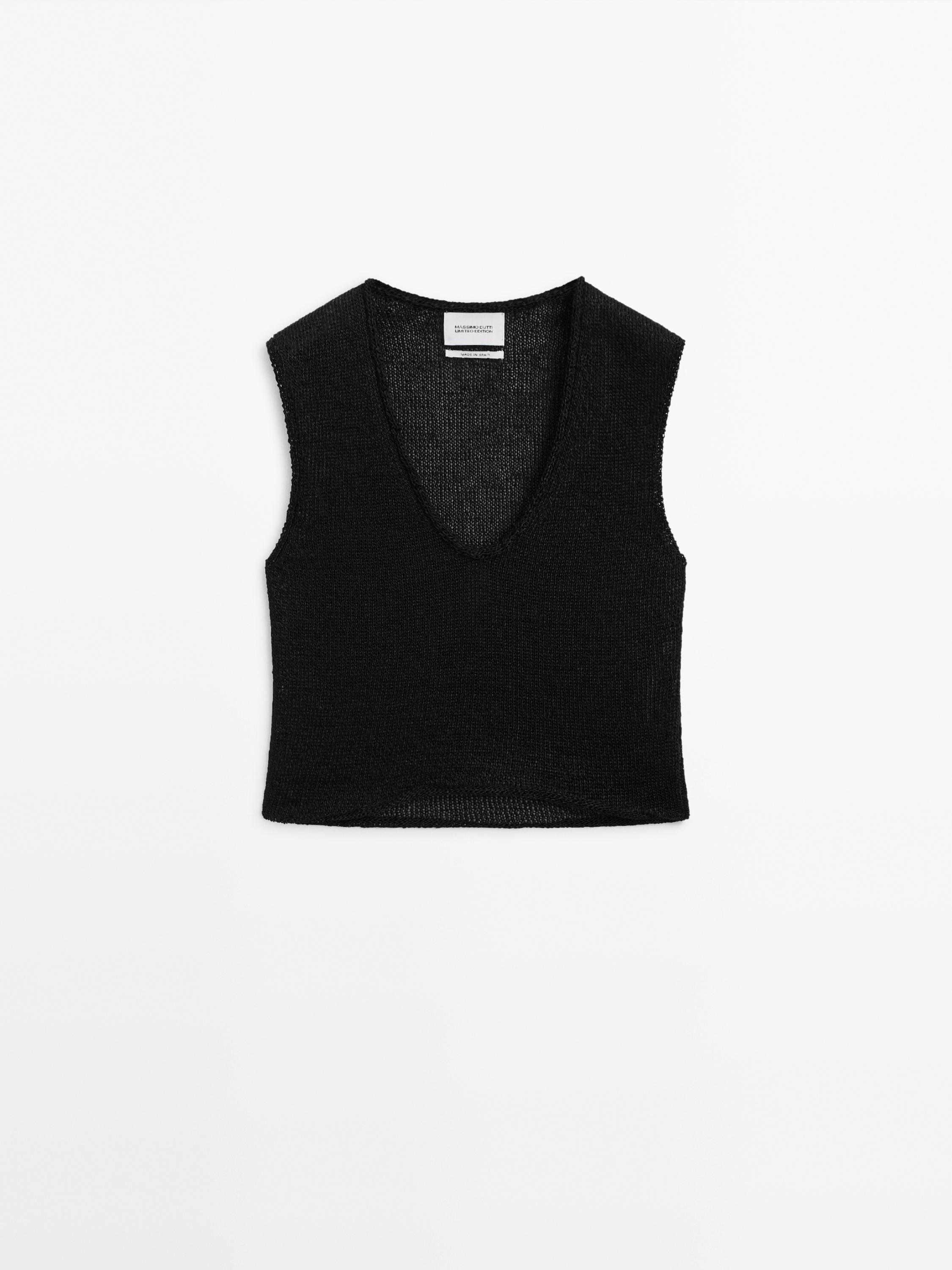 Knit top with neckline detail - Limited Edition - Ecru | ZARA 