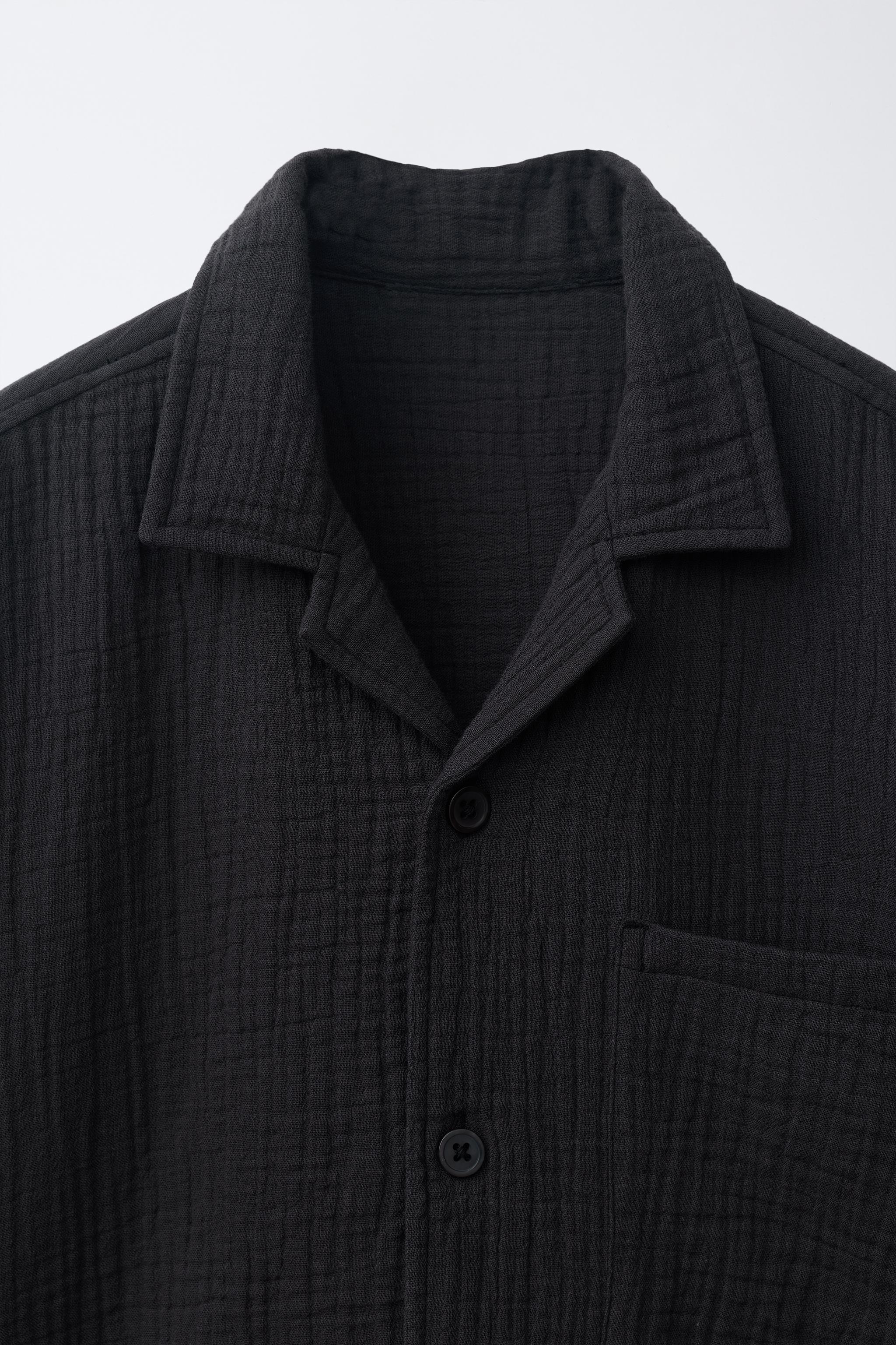 TEXTURED SPREAD COLLAR SHIRT