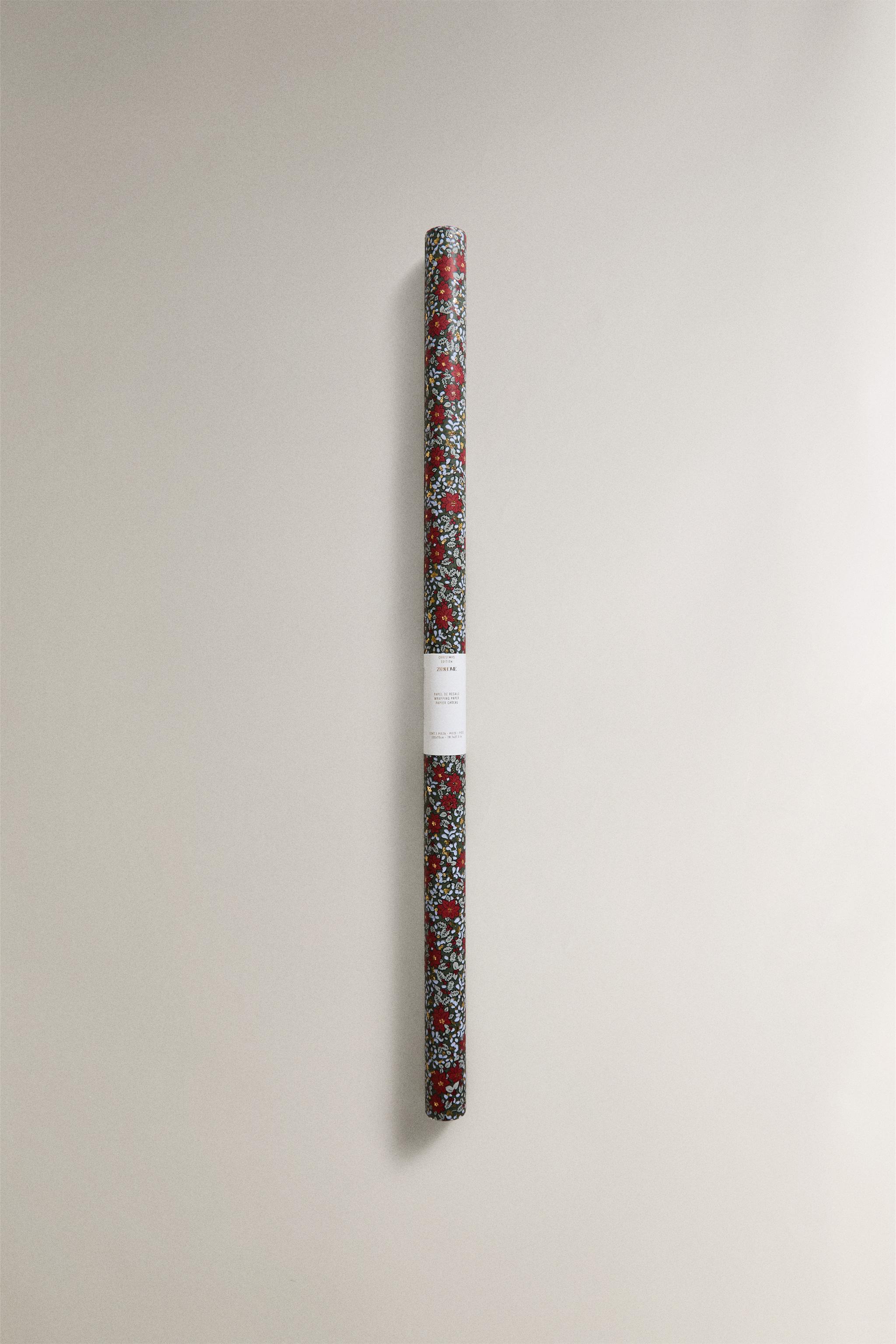 CHRISTMAS FLORAL GIFT WRAPPING PAPER