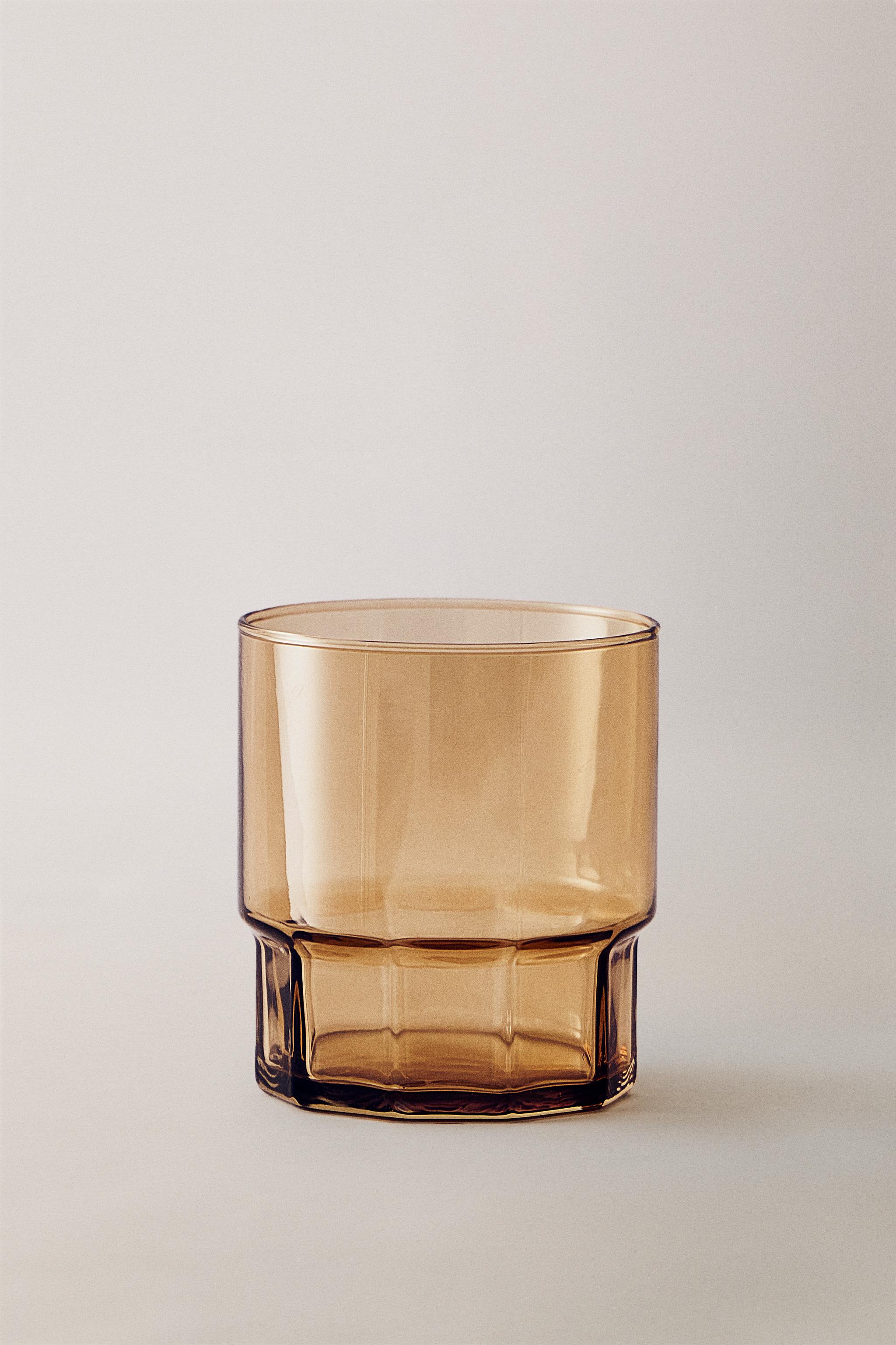 FACETED-BASE GLASS TUMBLER