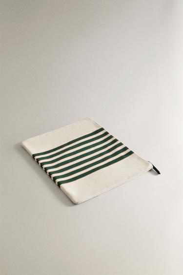 SAC DE VOYAGE RAYÉ - Écru de Zara - Image 1