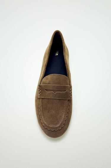 MOCASÍN SERRAJE PESPUNTE - Tostado oscuro de Zara