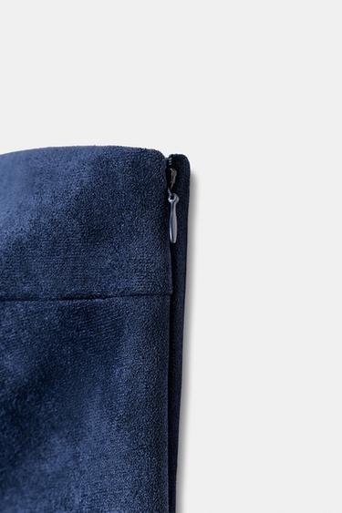 TOP ASYMÉTRIQUE EFFET DAIM - Bleu moyen de Zara - Image 4