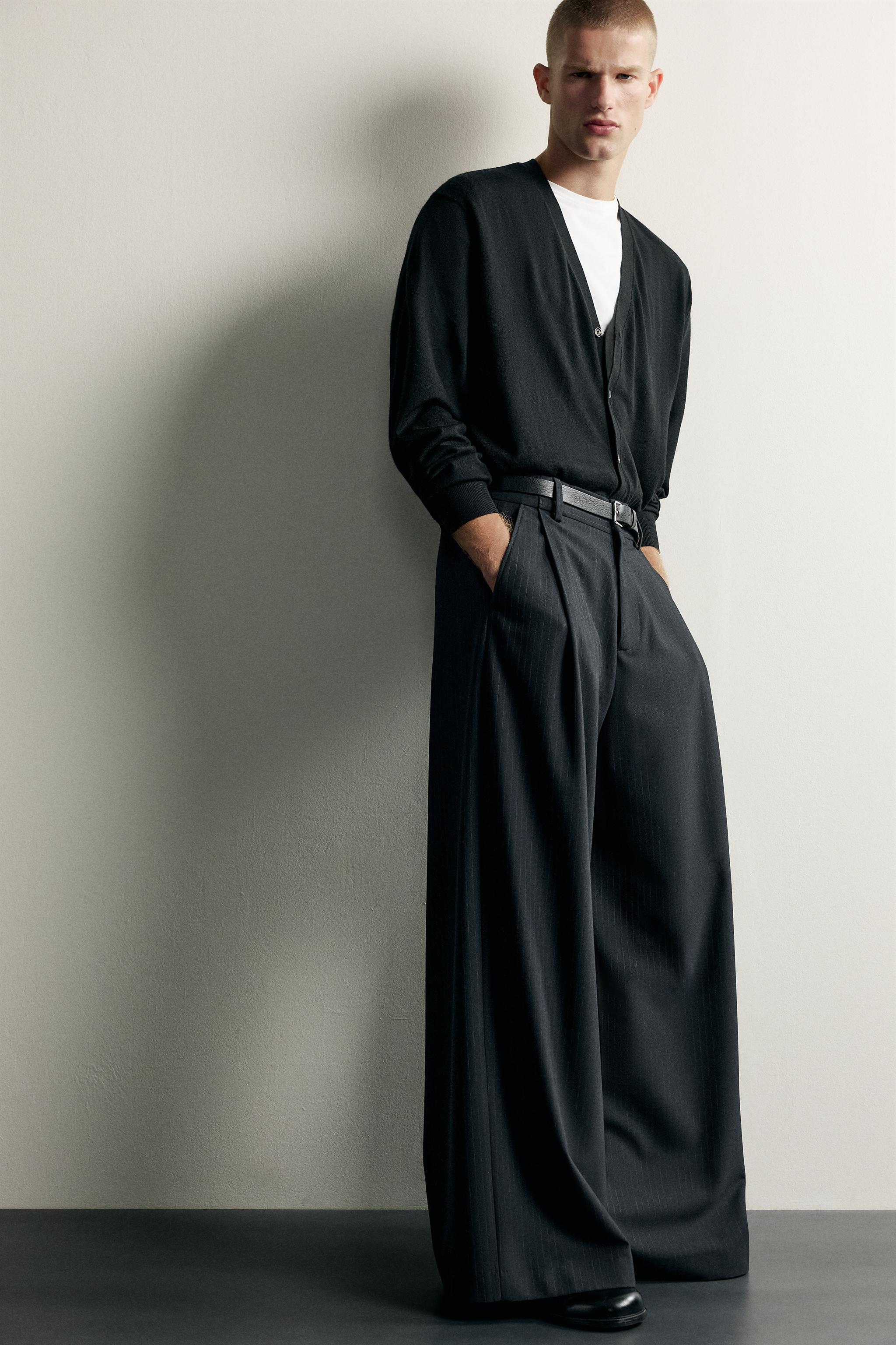 WIDE-FIT PLEATED PANTS - thumbnail 6