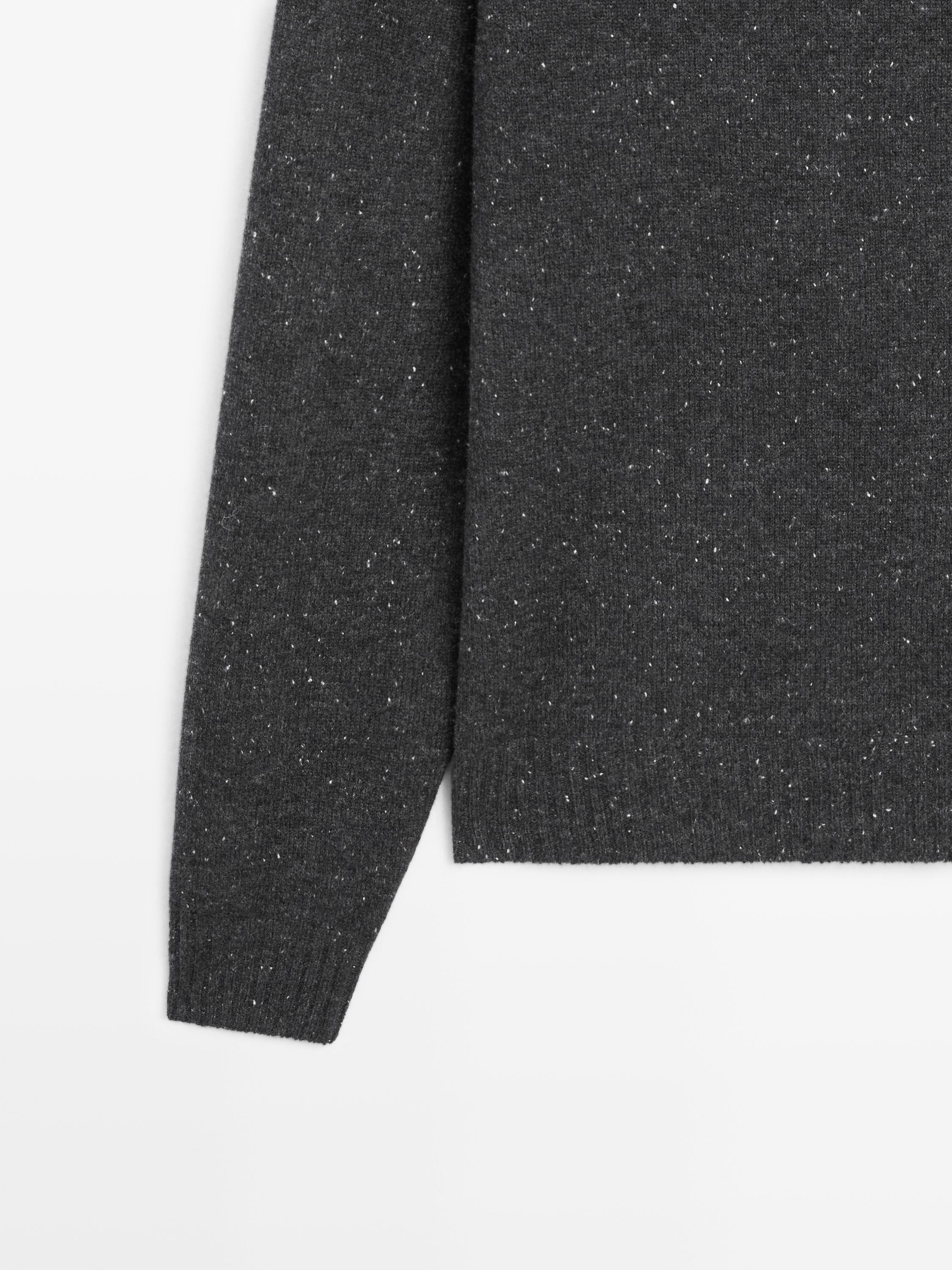 Crew neck sweater 100% wool