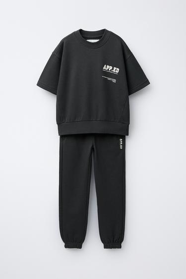 SHORT SLEEVE SWEATSHIRT AND TEXT JOGGERS SET - Anthracite grey by Zara - Image 0