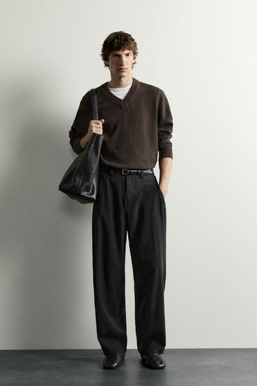 FLOWING TROUSERS WITH SIDE PLEATS - Black by Zara