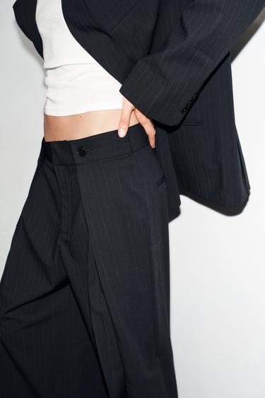 PANTALON À PLIS RAYURES - Bleu marine / Blanc de Zara - Image 4