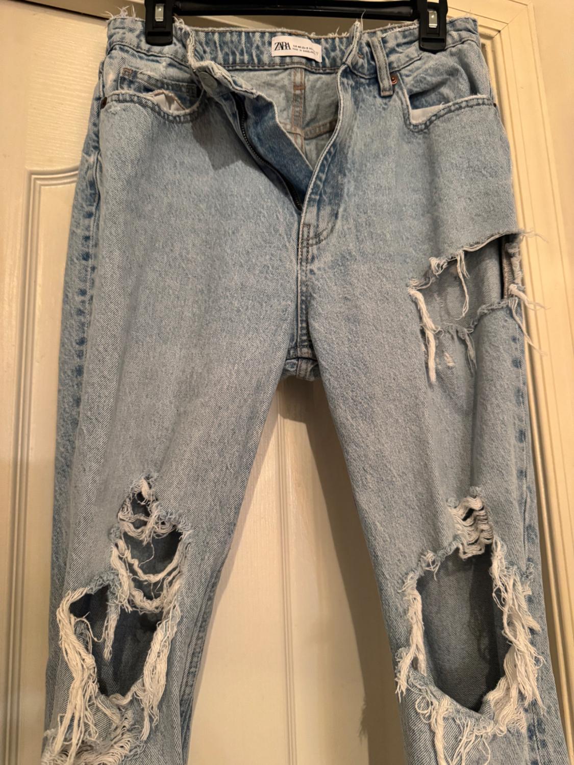 ZARA BLUE RIPPED JEANS - Image 2
