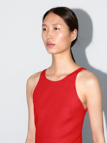 Vestido midi escote redondo 100% lino - Rojo de Zara