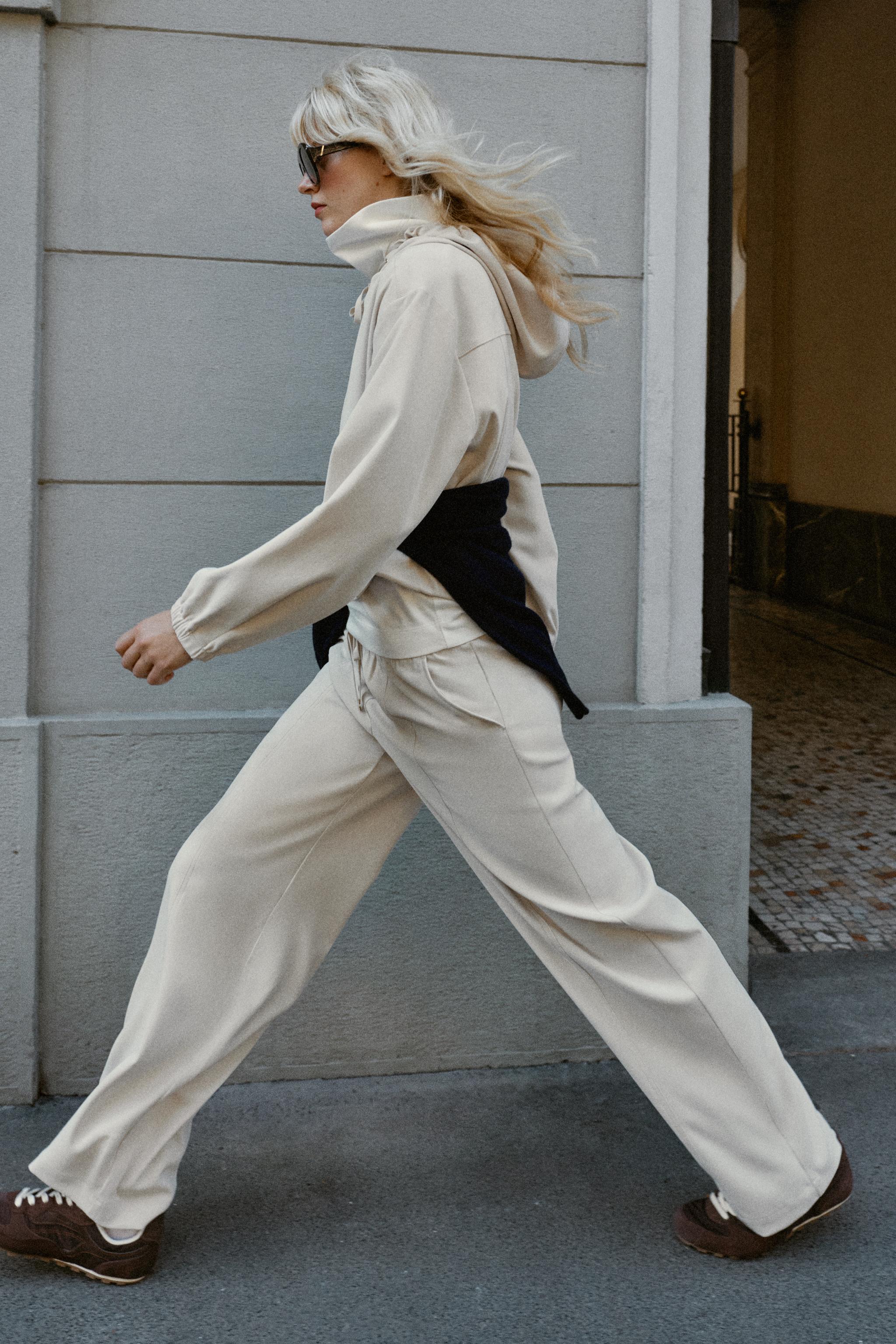 ELASTIC WAIST WIDE LEG TROUSERS
