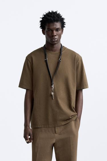 КОЖАНАЯ ПОДВЕСКА — Черный от Zara — изображение 0
