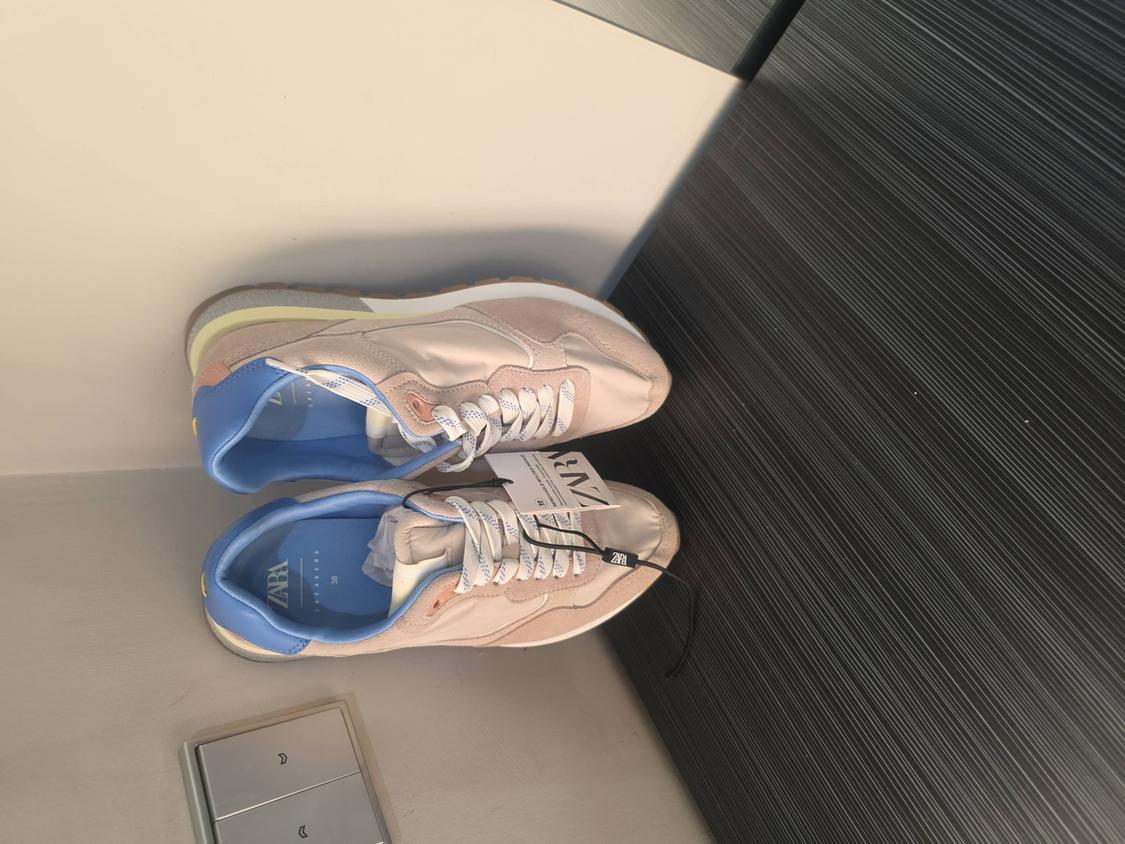 CONTRAST RUNNING TRAINERS - Image 5