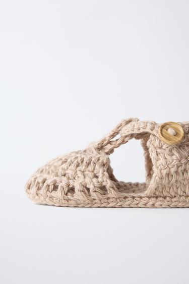 CHAUSSONS EN MAILLE - Marron sable de Zara - Image 4