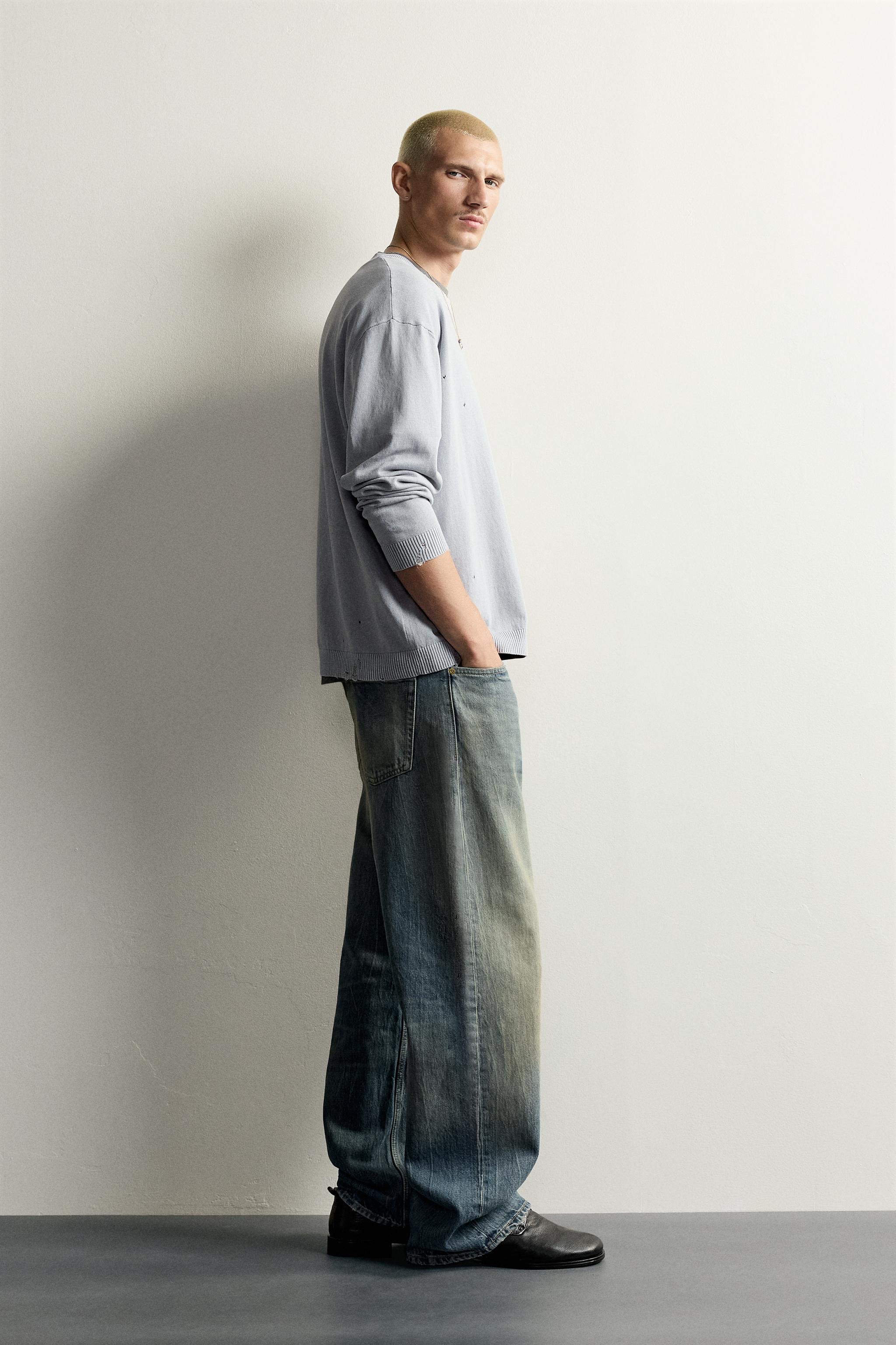 LIGHTWEIGHT DISTRESSED JUMPER