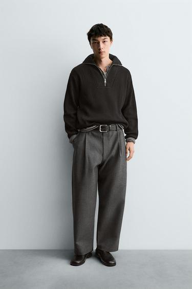 パールニットジップアップセーターブラックZaraのパールニットジップアップセーター - ブラック 