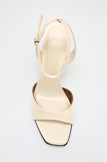 SANDALETTE MIT KEILABSATZ - Gebrochenes Weiß von Zara