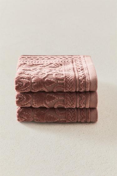 FLORAL JACQUARD BATH TOWEL (3-PIECE SET) — Dark russet 1