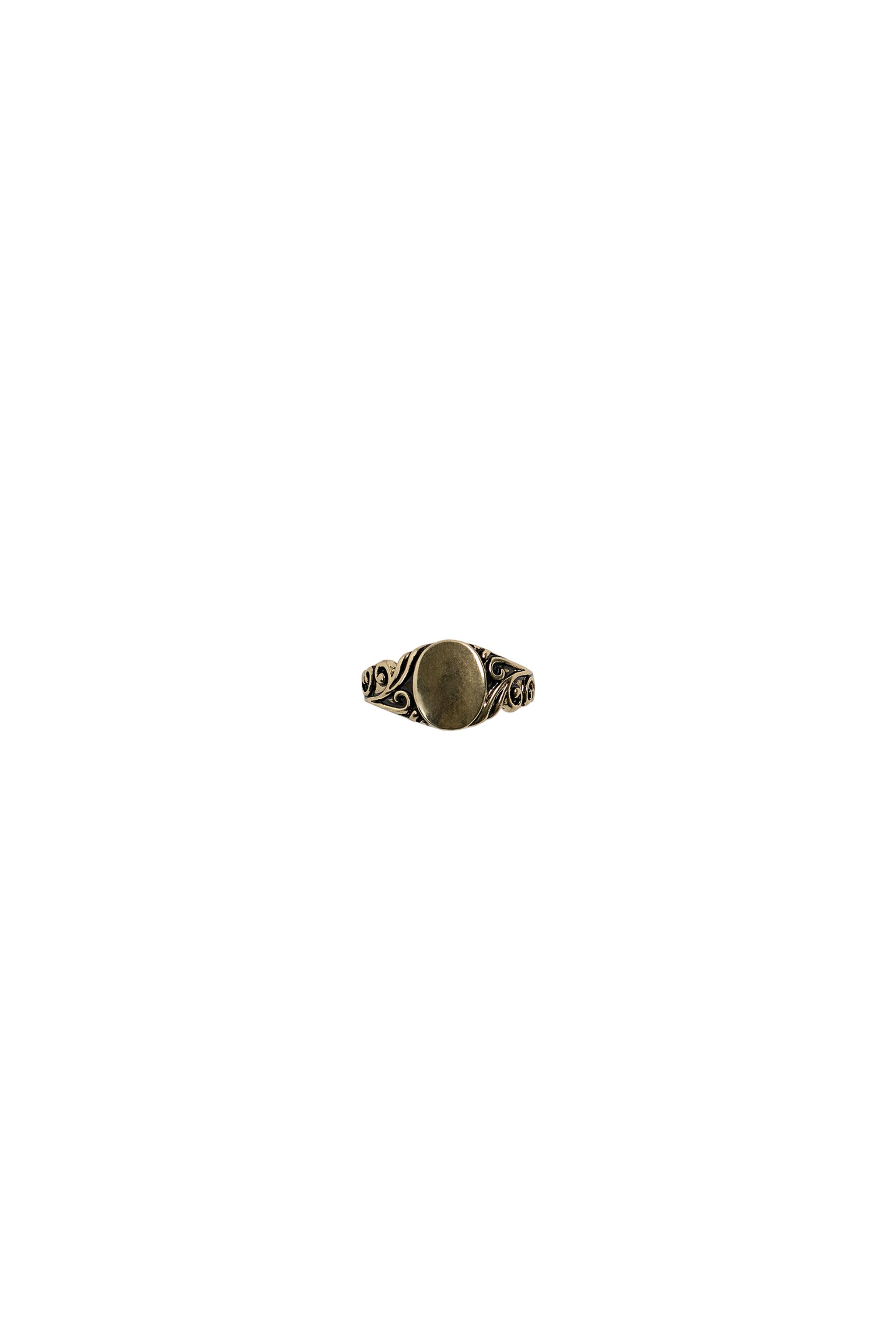 EMBOSSED SIGNET RING