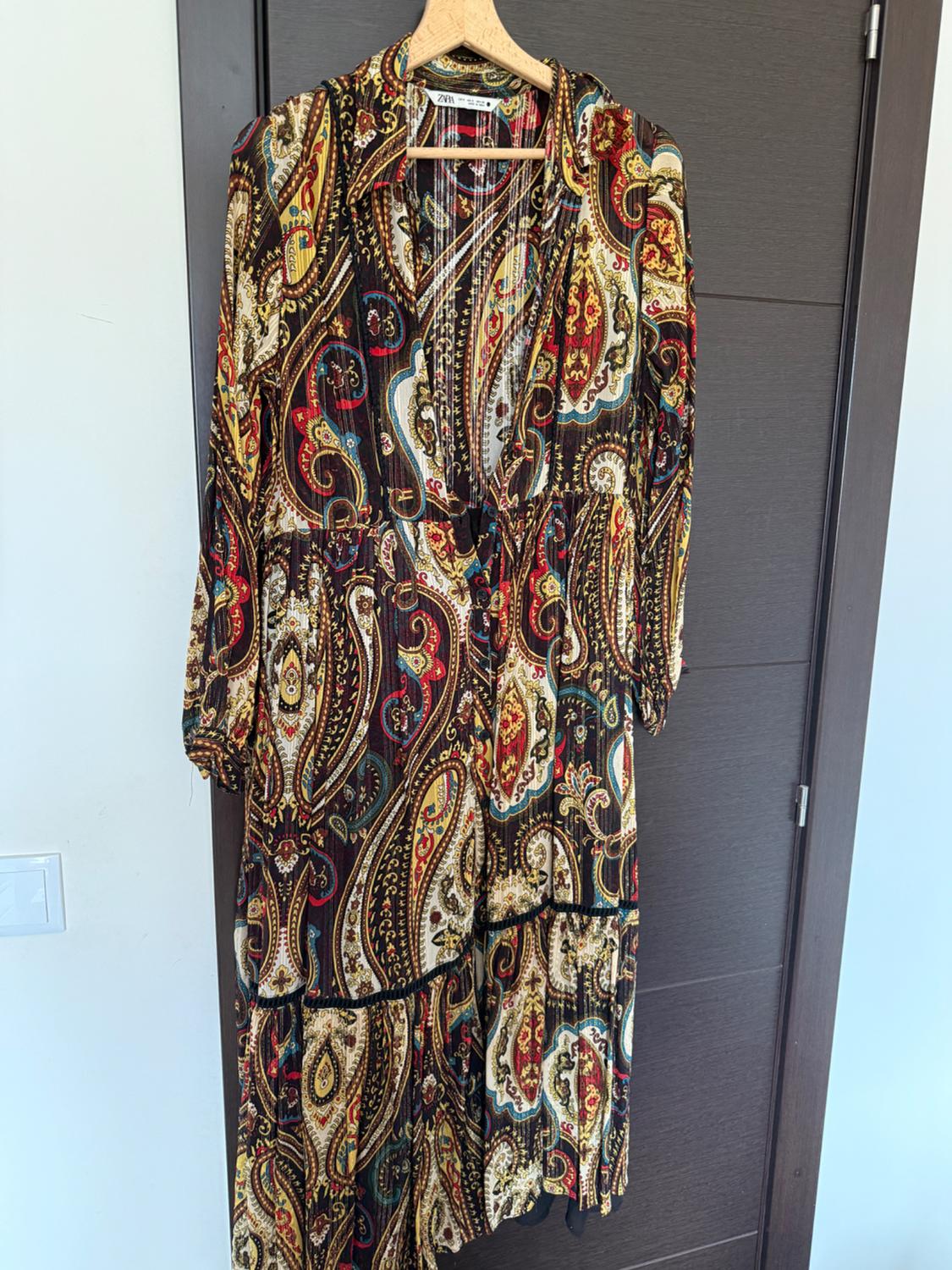 LONG PRINTED DRESS