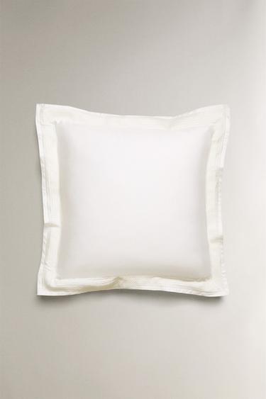 BORDERED SATEEN PILLOWCASE - Oyster-white by Zara - Image 1