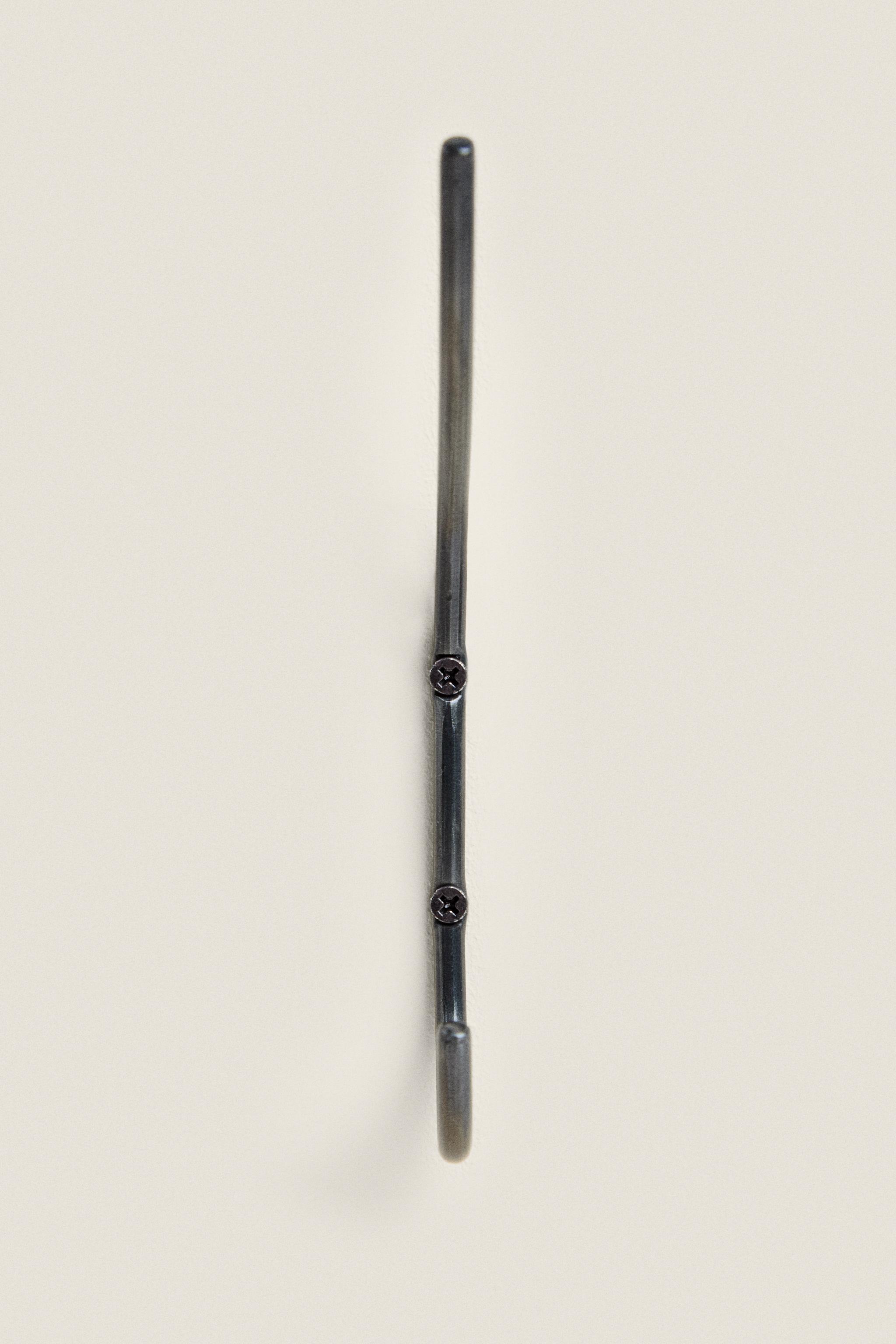 PACK OF LARGE DARK METAL HOOKS