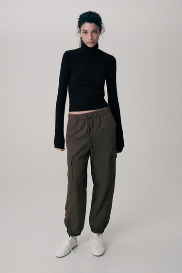 CAMISETA CUELLO SUBIDO - Negro de Zara - Imagen 0