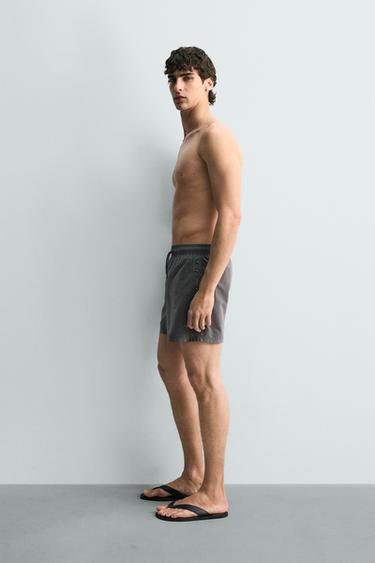 MAILLOT DE BAIN MI-LONG À ŒILLETS MÉTALLIQUES - Gris de Zara - Image 4