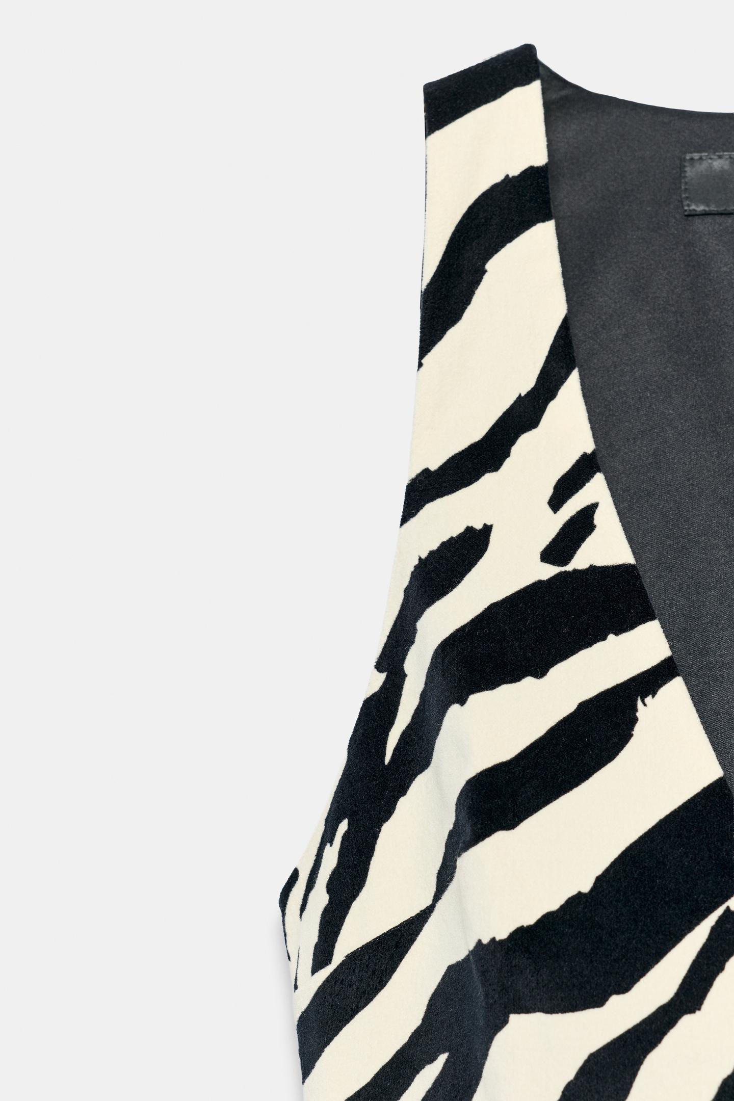 Женское платье Zara Animal Print Velvet Mini, цвет: Зебра — фото 9