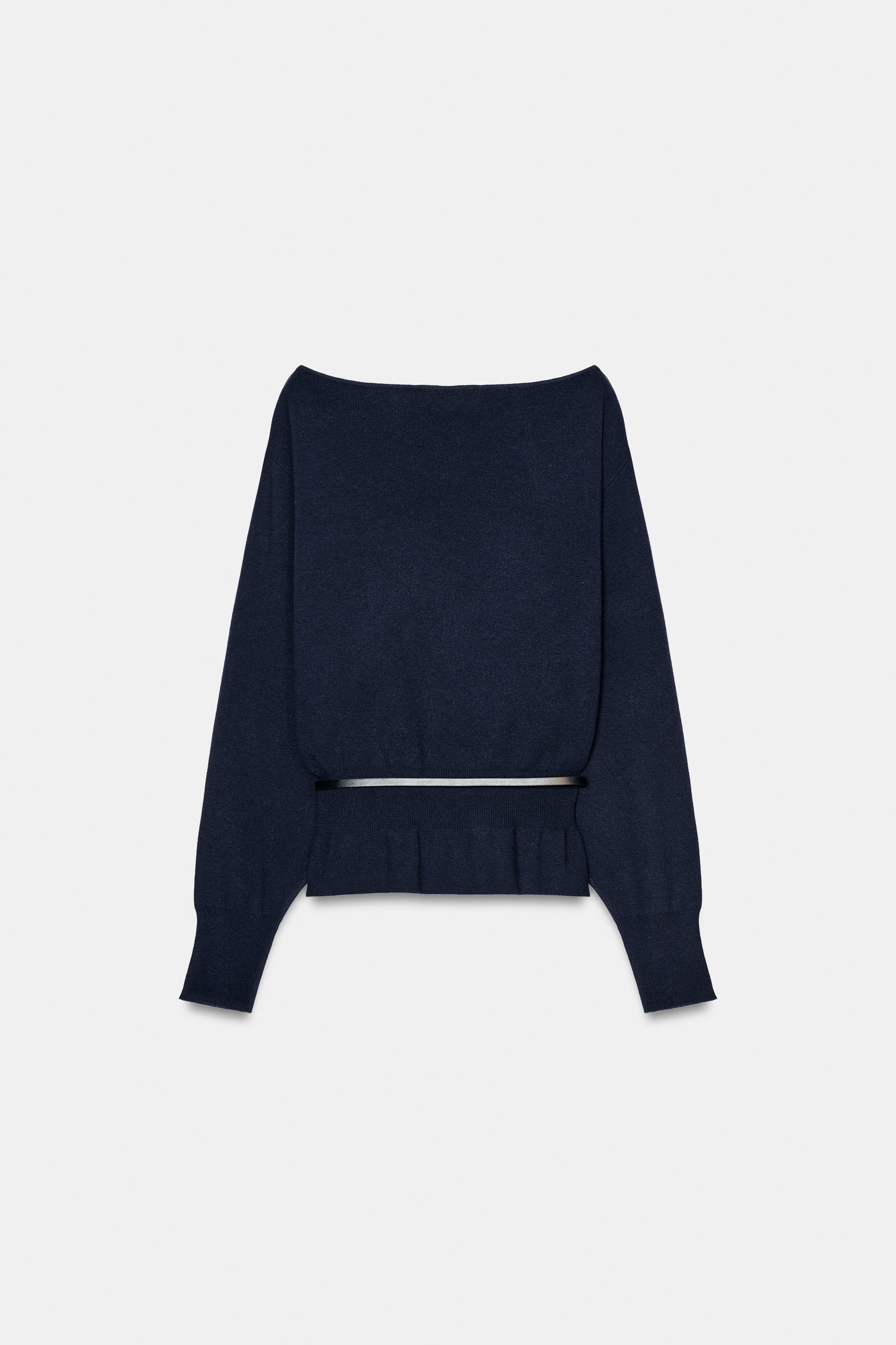 PULL EN MAILLE AVEC CEINTURE