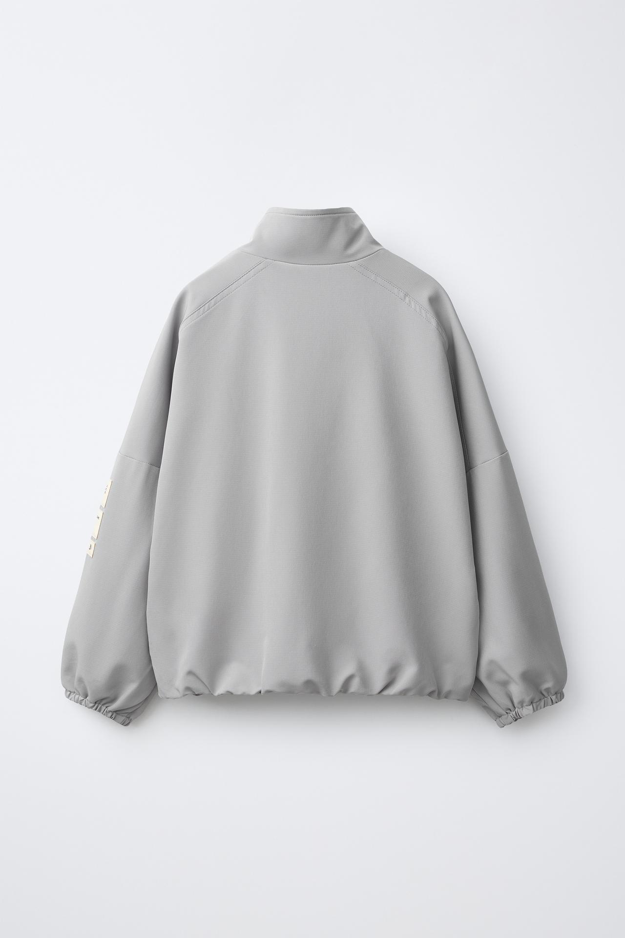 TECHNICAL POCKET SWEATSHIRT — Gray