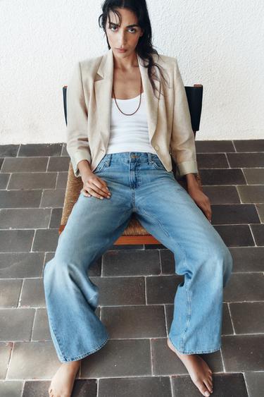 SHORT LINEN BLEND BLAZER WITH SHOULDER PADS - Light beige by Zara