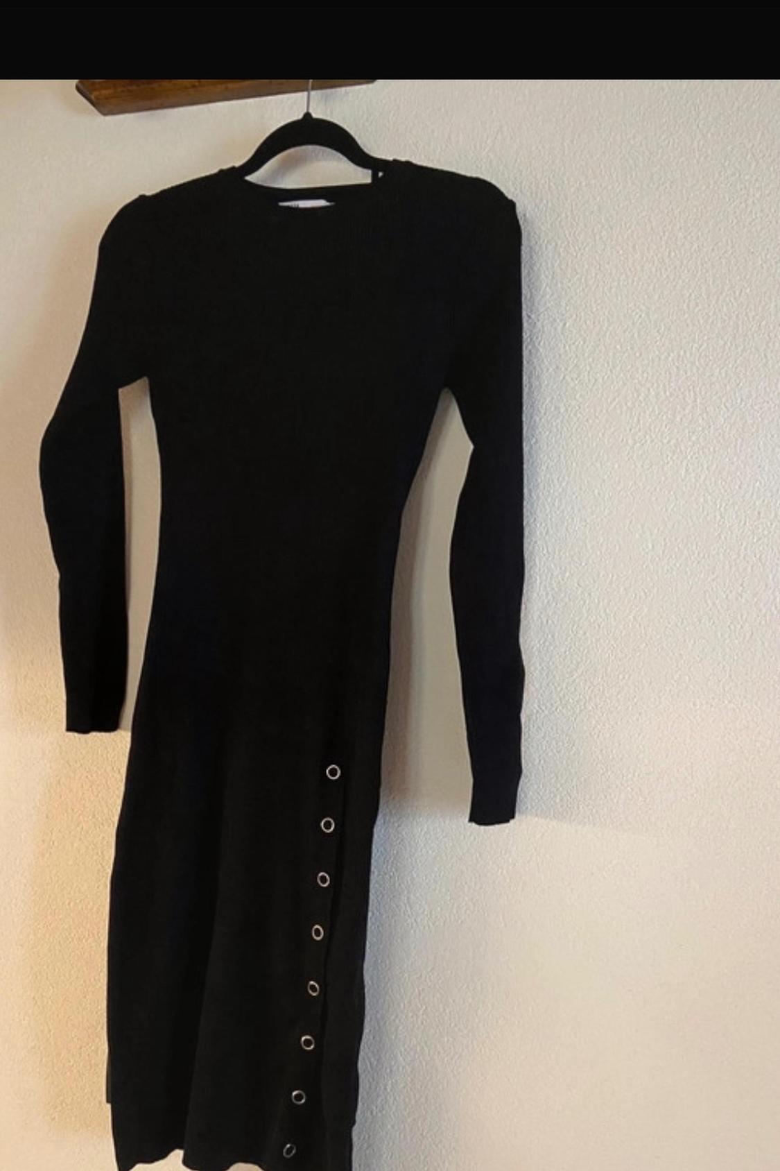 BUTTONED KNIT DRESS