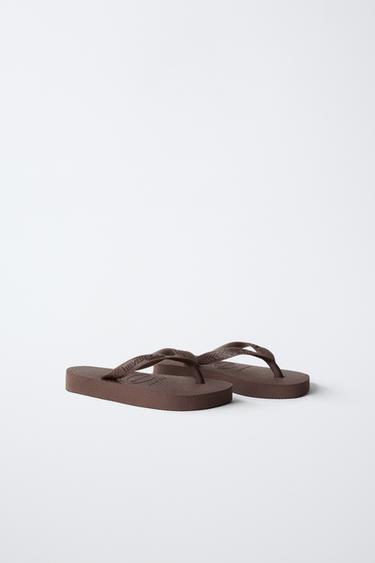 САНДАЛИИ HAVAIANAS ® x ZARA — КОРИЧНЕВЫЙ от Zara