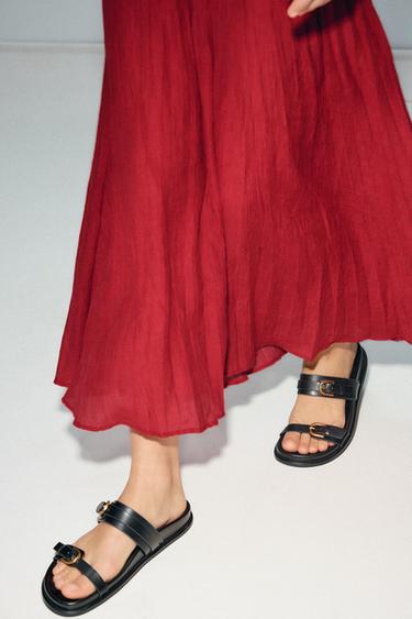 BUCKLED SANDALS - Black by Zara