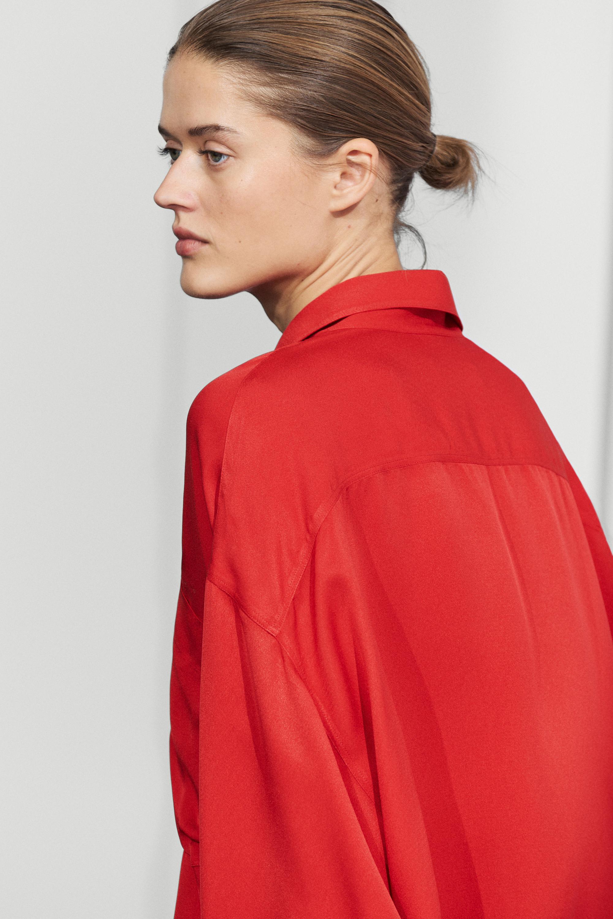 Chemise fluide oversize avec poche poitrine