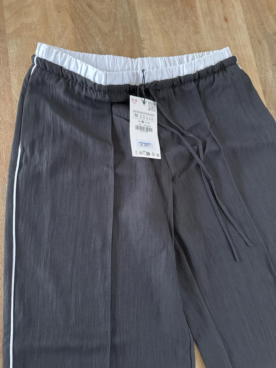BOXER TROUSERS WITH SIDE STRIPE - Image 4