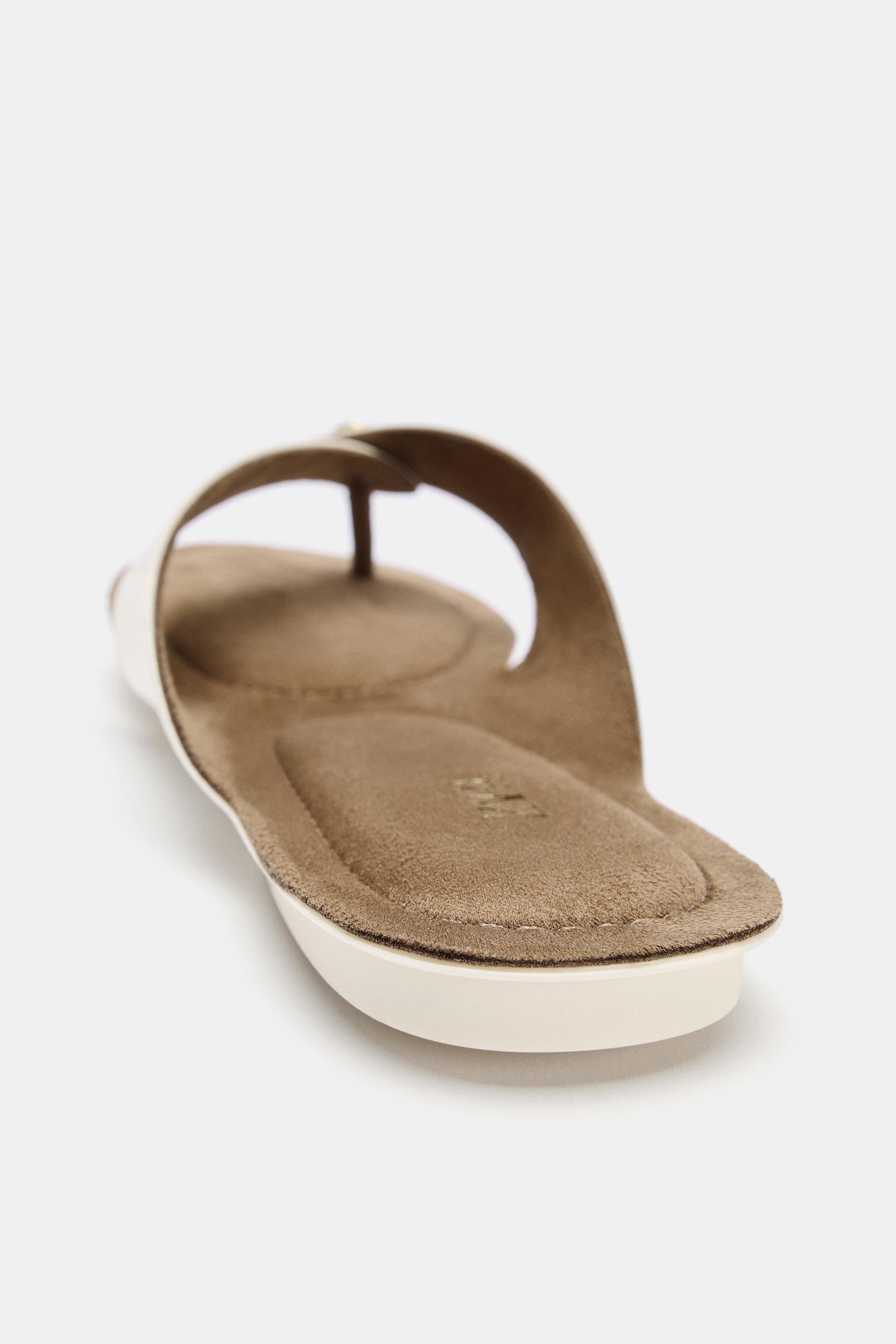 Женские сандалии Zara FLAT METALLIC DETAIL SANDALS — фото 5